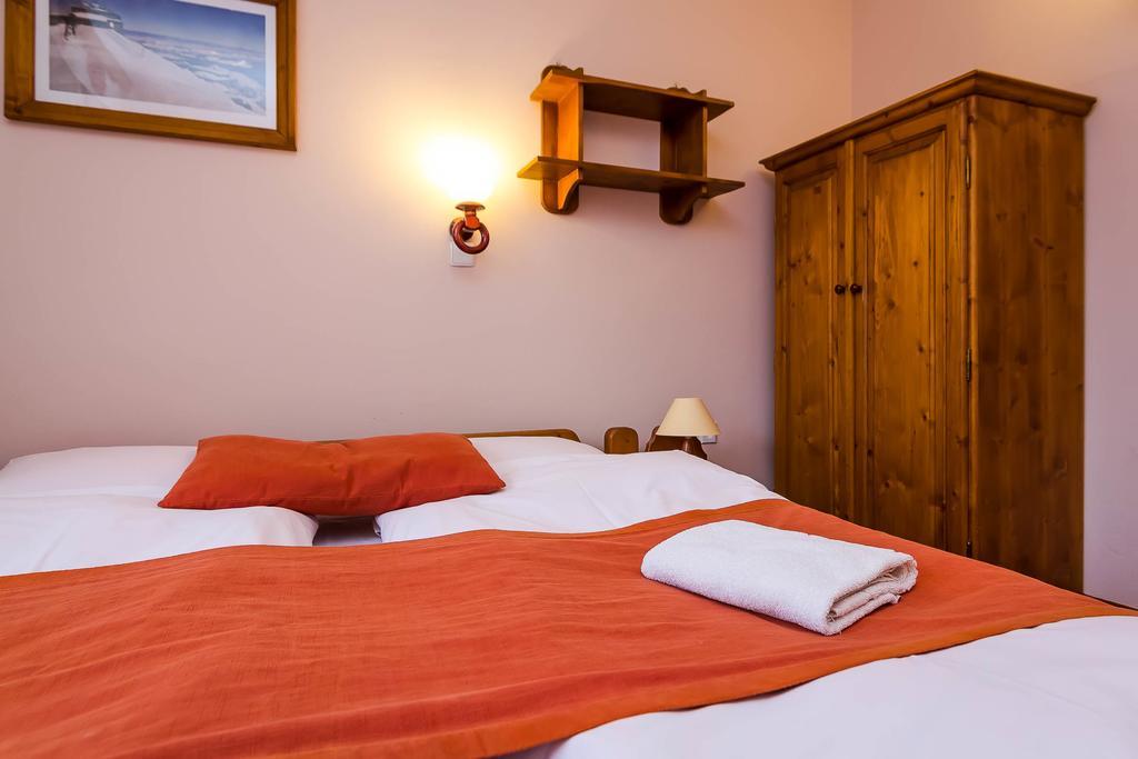 Aparthotel Pod Nosalem Zakopane Kültér fotó